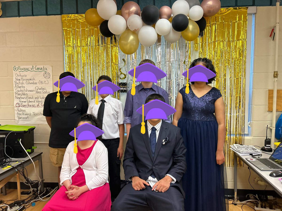 JGeorgopoulos96's tweet photo. Congratulations to our CPE graduates this year! We will miss you all very much. We are also very excited for what you will accomplish in high school 💙🎓@CHNortonHDSB https://t.co/JhYf3wGYax