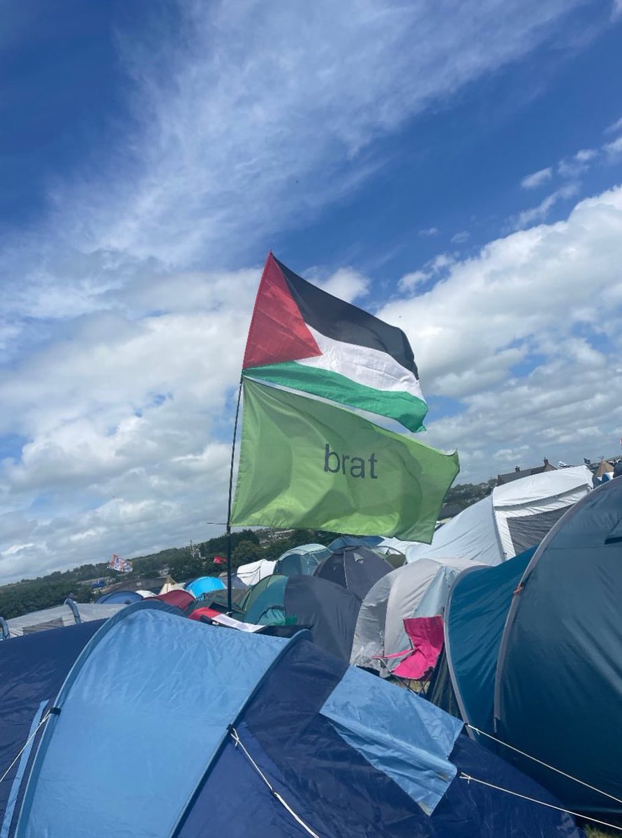 spotted at glasto (by a friend)