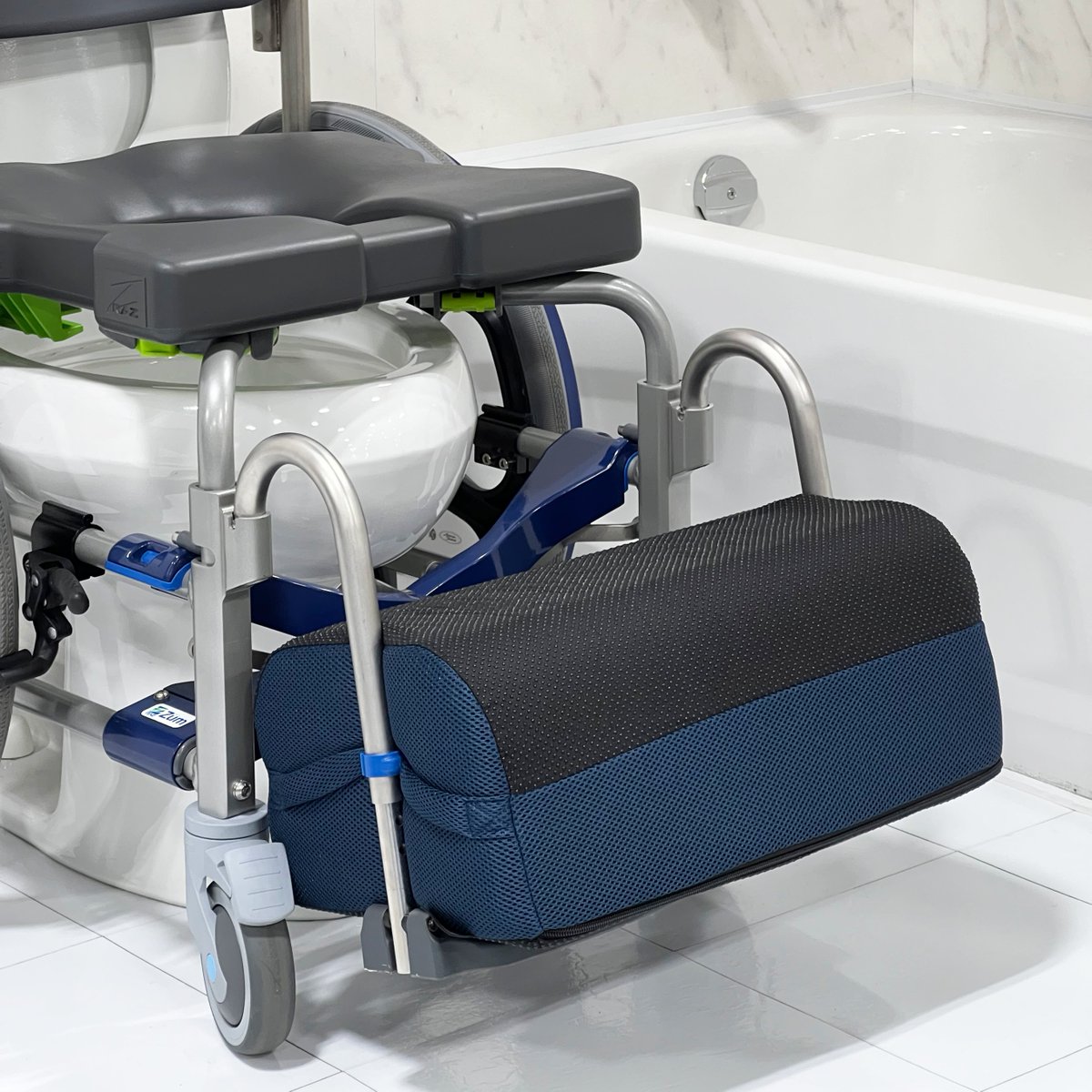 RAZDesignInc's tweet image. Elevate your legs, improve stability, and enjoy better, faster, and easier bowel movements with The Püllow™.

Check them out here cushpocket.com/products/pullo…

#razdesigninc #showercommode #stepstool #stool #pullow
