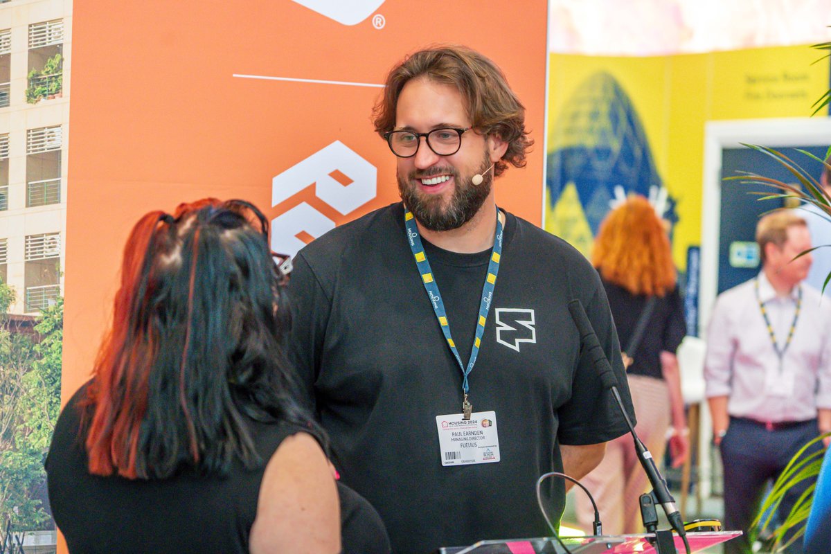 Great talk from our MD, Paul Earnden, earlier today at #Housing24 all about ditching the housing management dinosaur, and the powerful benefits HubSpot CRM delivers. 🏡

#CRM #HubSpot #Housing