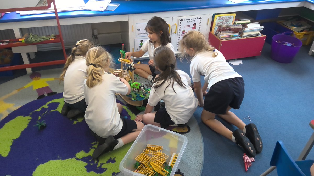 Thursday afternoon golden time fun in year 1. Some children decided to make a poetry writing table and make their own poetry book! #HazlegrovePreprep #HazlegroveYear1 #HazlegroveEnglish