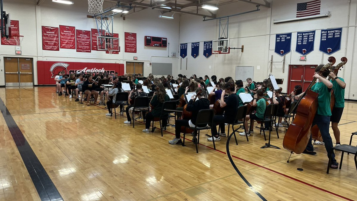 Mr. Freise tweet media