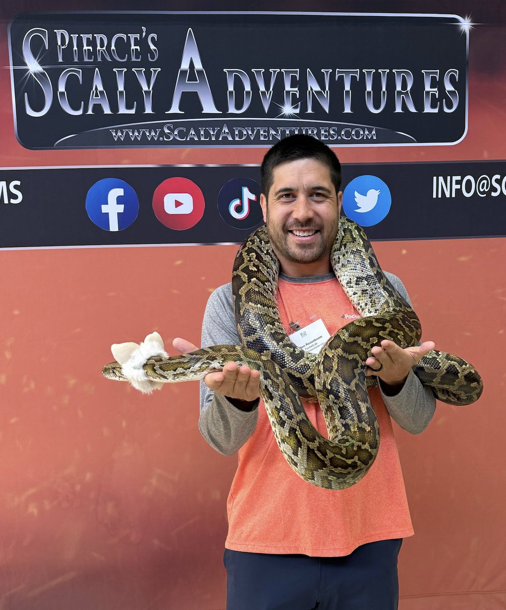 ThePocketLab's tweet photo. Our #PocketLab co-founder Clif had a sssssuper time at the @CobbSchools 10th Annual SSSSTEMapalooza! Thank you for hosssting usss and over 500 teacherssss at your event thisss year 🎊🐍🙌 | #CobbCounty #STEMCobb #STEMapalooza #STEM #Teachers | @STEMcobb https://t.co/sAYuK3j6MI