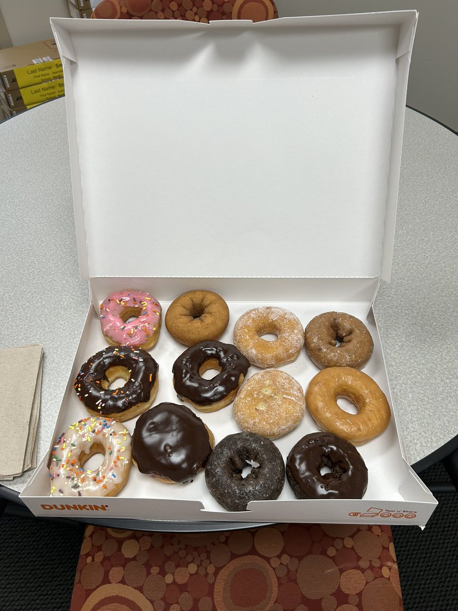 Extra donuts to give away today to celebrate the final round of Donut Trivia for Session I of summer school! Students and teachers have been awesome this month! 🍩🍩🍩 Session II begins July 8th!
