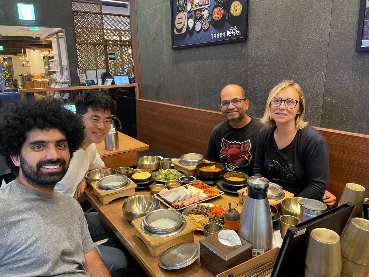 kenhdmodins's tweet image. Great to catch up with friends at #OHBM2024! It's always inspiring to exchange ideas and foster new collaborations. Looking forward to more of these interactions and seeing you next year in Brisbane 🧠 💡 @muthu100680 @nab_koirala @MetzgerMarjori @gaborcosta1 @jottinog