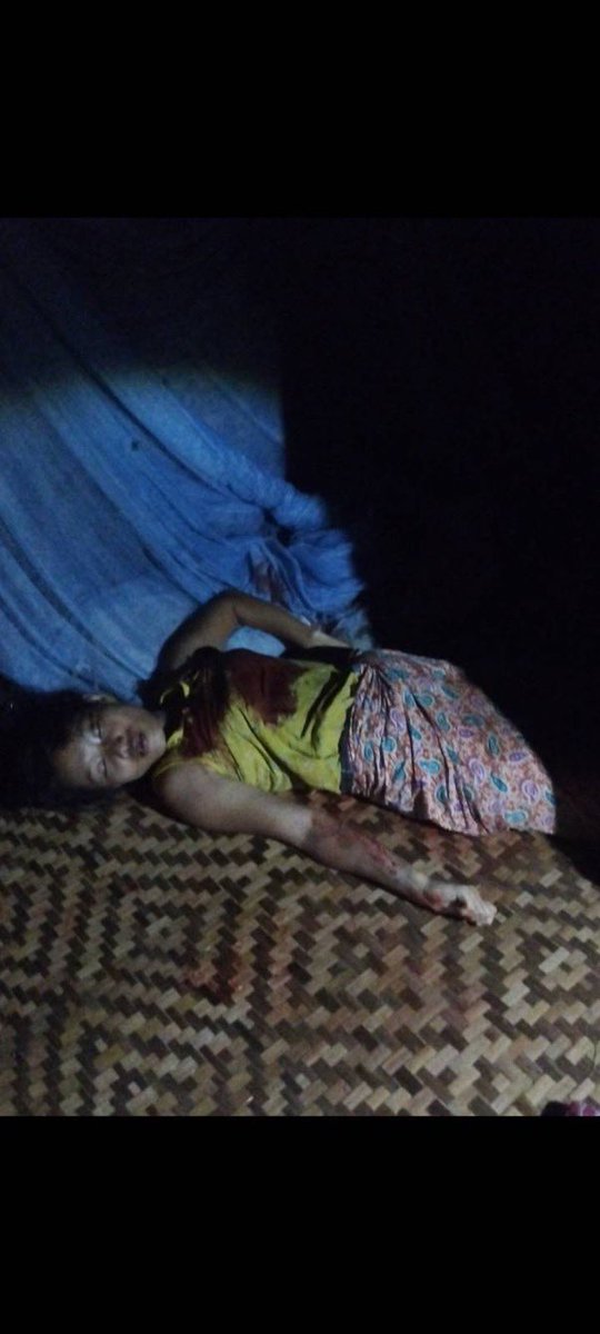 scarlletnn's tweet photo. #Mon State, Artillery Battalion No. 310 under the junta launched an indiscriminate artillery attack on Thein Za Yat town in Kyaik Hto Township on June 25. KILLED one woman and injured 2 others.

#2024Jun27Coup
#WhatsHappeningInMyanmar
#WarCrimesOfJunta https://t.co/QqDGu8C1eD
