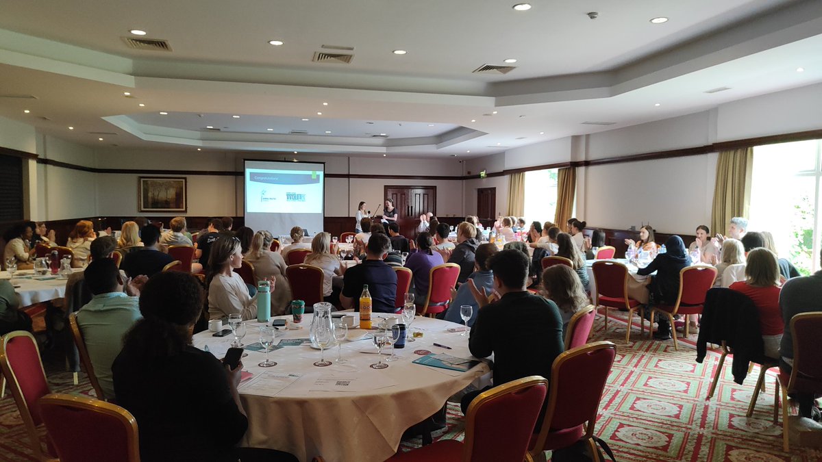 The captivating ⭐ Dr Fergus Donaghy provides #GPTrainees with 'Pearls of Wisdom' from his successful career as GP Partner and Medical Educator as part of #GPST3DayofCelebration 🎉

Resilience, Patient Connection, Partnerships being the future - amazing 🙌

#ValuedTrainees