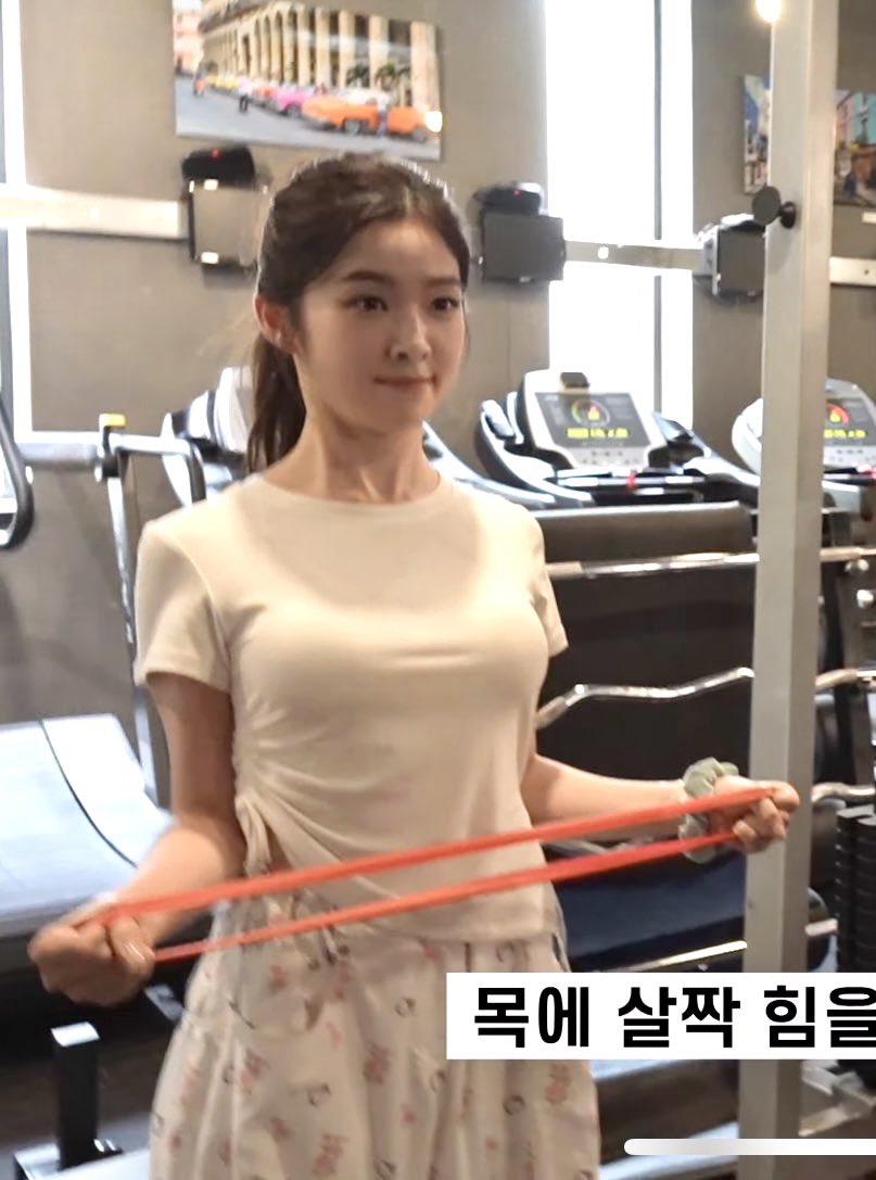 _hunrene's tweet photo. 💪🏋️‍♀️🤣 

#hunrene #ฮุนรีน https://t.co/mm4IQ9Suoa