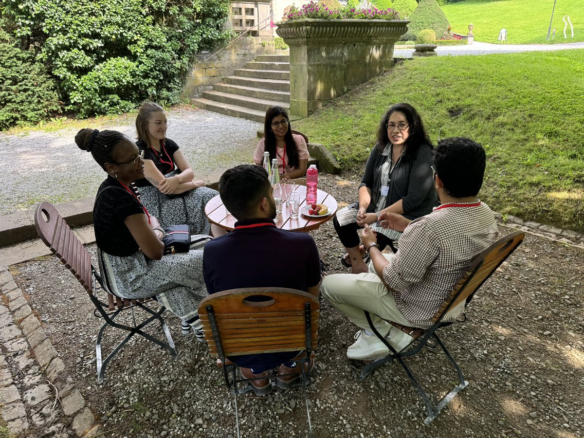 MBMLProgram (@mbmlprogram) on Twitter photo Our graduate students discussing science and publishing with Dr. Larissa Shimoda, Editor-in-Chief of AJP-Lung, during the Meet-the-Expert sessions at the 2024 MBML Annual Retreat! <a href="/Shimoda_Lab/">Shimoda Lab, EiC AJP-Lung</a> <a href="/AJPLung/">AJP-Lung Cellular and Molecular Physiology</a> <a href="/CPI_ExStra/">CPI</a> <a href="/dzlacademy/">The DZL Academy</a> <a href="/jlugiessen/">Universität Gießen</a> Our graduate students discussing science and publishing with Dr. Larissa Shimoda, Editor-in-Chief of AJP-Lung, during the Meet-the-Expert sessions at the 2024 MBML Annual Retreat! <a href="/Shimoda_Lab/">Shimoda Lab, EiC AJP-Lung</a> <a href="/AJPLung/">AJP-Lung Cellular and Molecular Physiology</a> <a href="/CPI_ExStra/">CPI</a> <a href="/dzlacademy/">The DZL Academy</a> <a href="/jlugiessen/">Universität Gießen</a>
