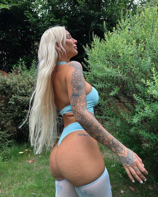 Would you give me Princess treatment? https://t.co/aRBsYT3v8E