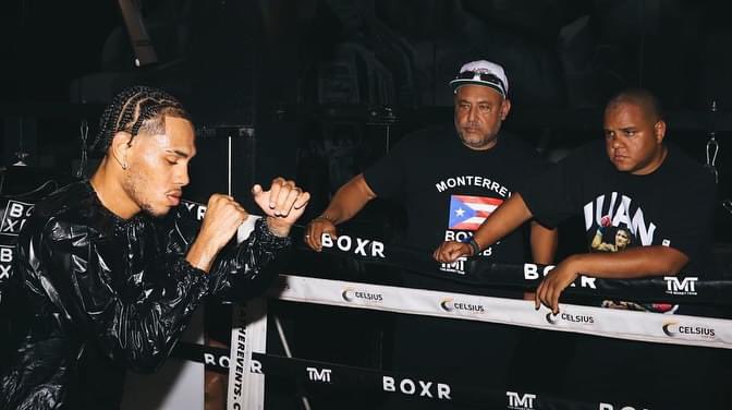 Solo es cuestión de tiempo🇩🇴💥
📸: Emilio J. Lozada 

#SantanaValdés | Junio 29
📍Miami, Florida
#TeofimoClagett
📺  <a href="/espn/">ESPN</a> <a href="/trboxeo/">Top Rank en Español</a> <a href="/trboxing/">Top Rank Boxing</a>