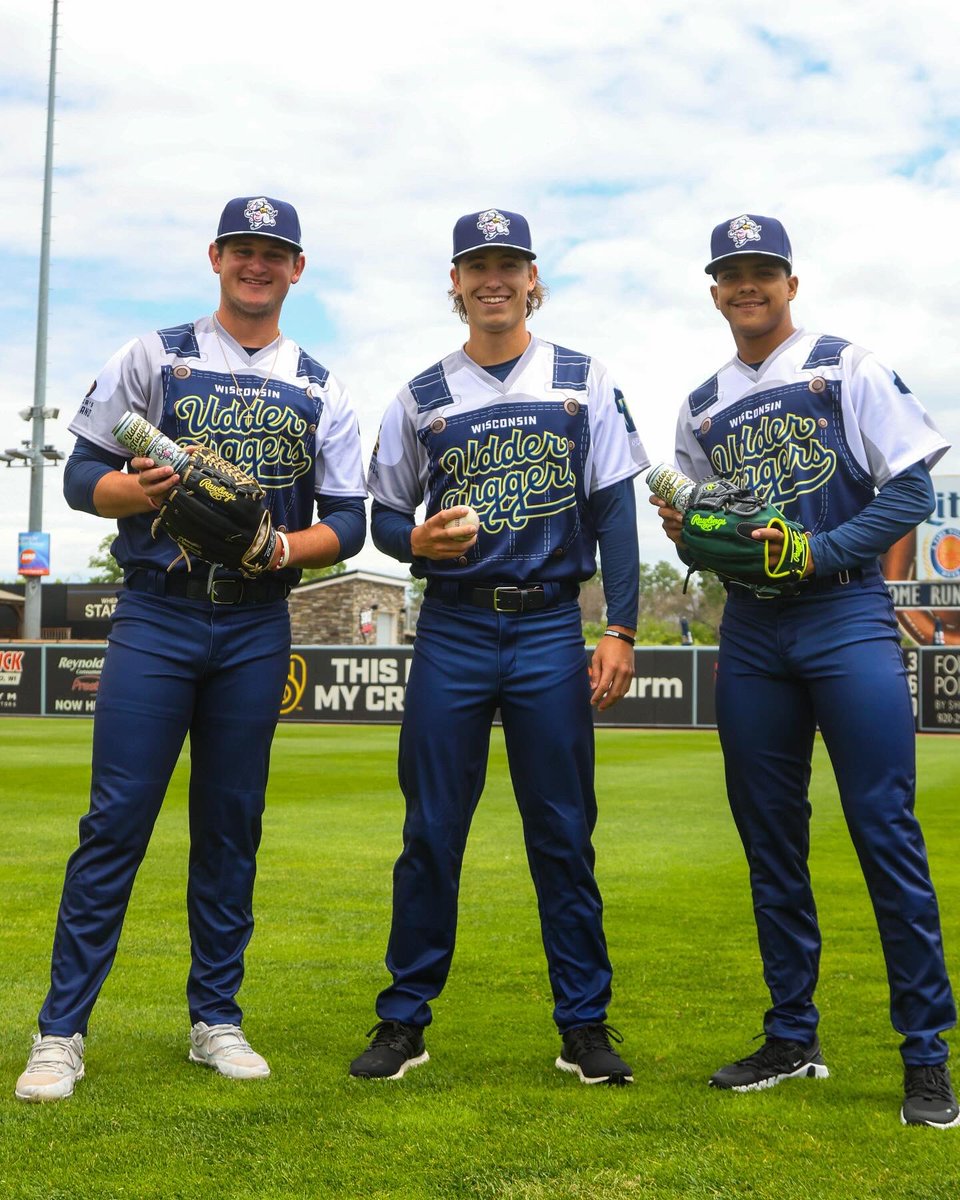 MOOOOOOOve over T-Rats, the Udder Tuggers are in town 🐮‼️🥛

🎟️ tinyurl.com/ypymzp2j

#tratnation x #uddertuggers