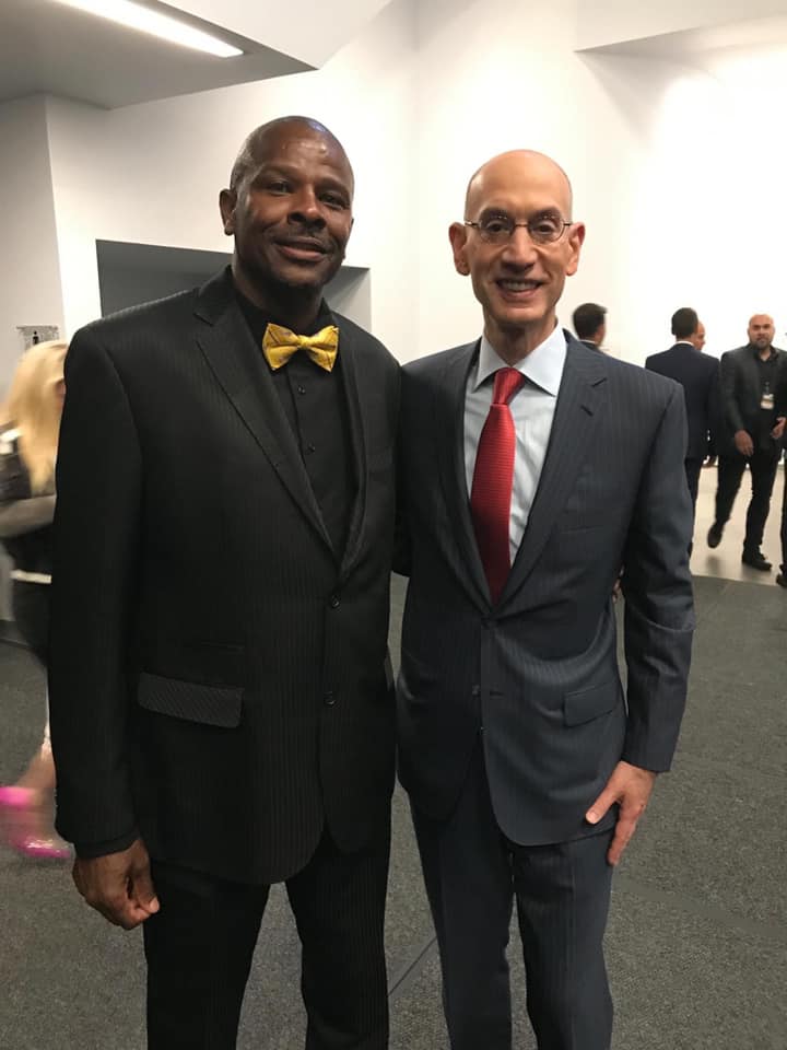 This picture is every basketball player's dream. @CoachKennyCookwas presented with this opportunity by the Jr. Lakers when he was nominated Coach of the Year 2016! Congrats to all those who got that chance last night. 2nd-round picks it's still a dream come true! Congratulations!