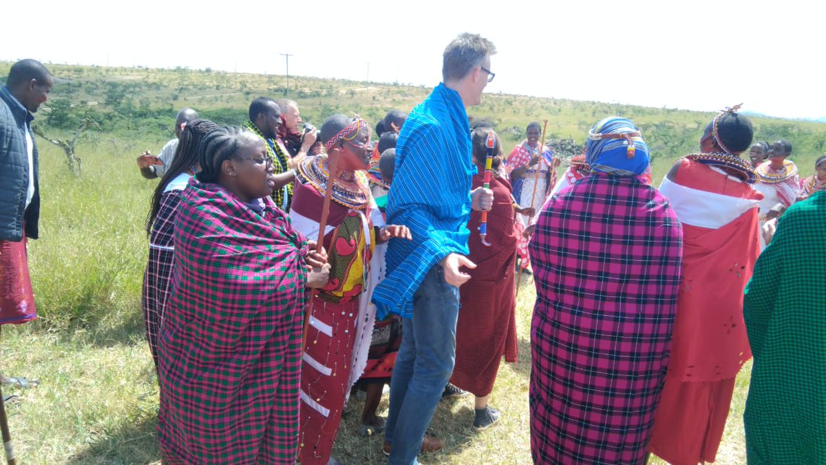 NyaAngela's tweet photo. LInking the farmers with the Ward Climate Change Committees, an institution within the Climate Change legislation, facilitates locally led initiatives on matters climate change while applying integration of agriculture, livestock, water and environment. https://t.co/P1igDEfjdg