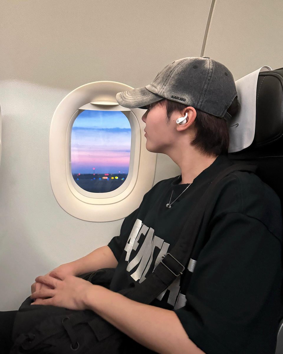 A little sad that the twilight has ended quickly :(