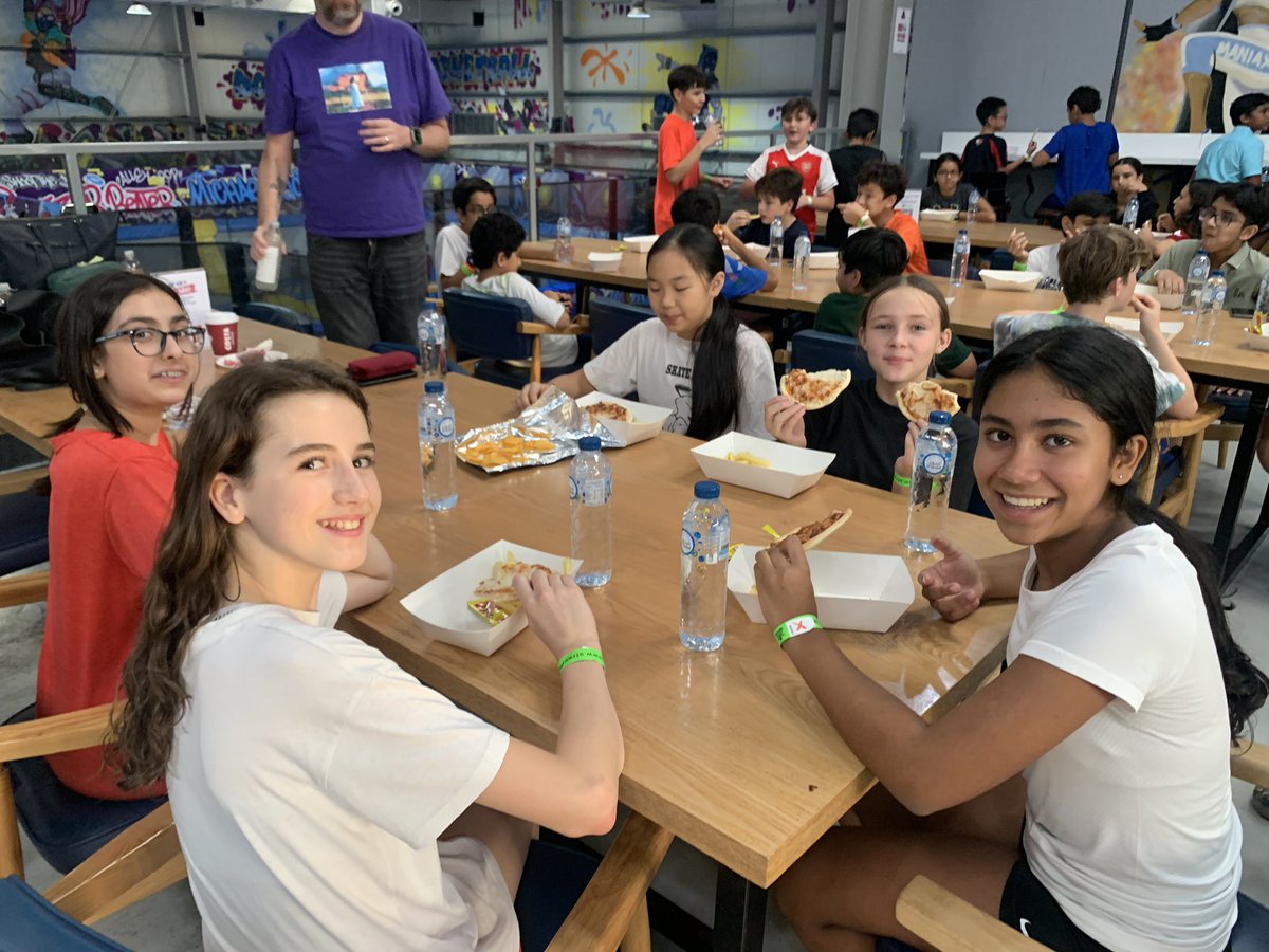 DC Lower School tweet media