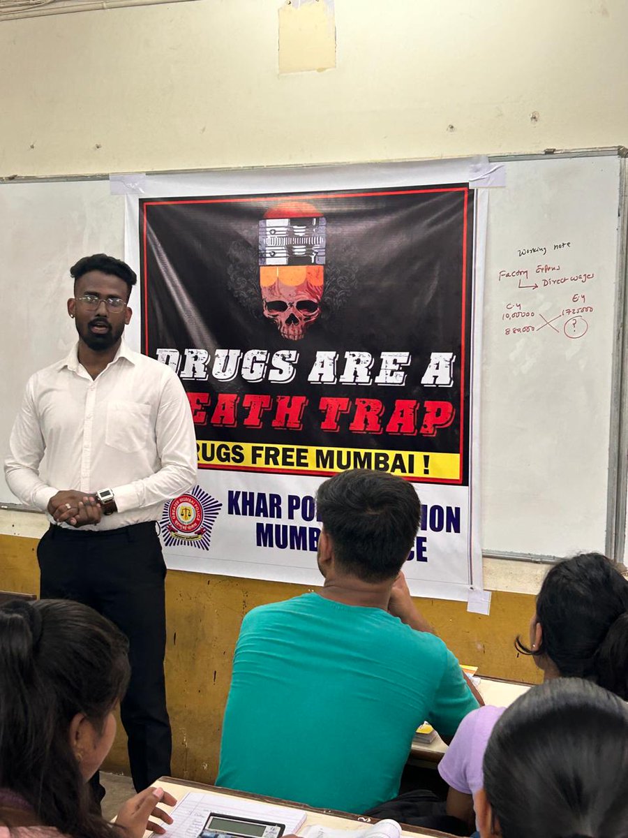 Pritesh29706753's tweet photo. My war against drugs won't ever stop, On 26th June 2024 I was called by @narcoticsbureau &amp; Khar police station to make college students aware about drugs and how it's destroying our youth and nation ! Indeed grateful to see the students standing strong against drugs . 
#JaiHind https://t.co/opUQH1ywcr