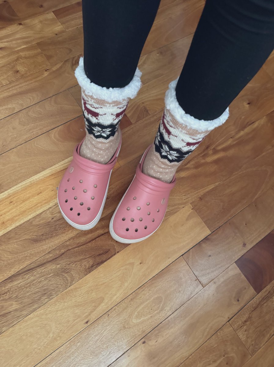 Yo todo el año: La ropa de invierno es superior el verano no le juega ni ahí.

Yo en invierno: