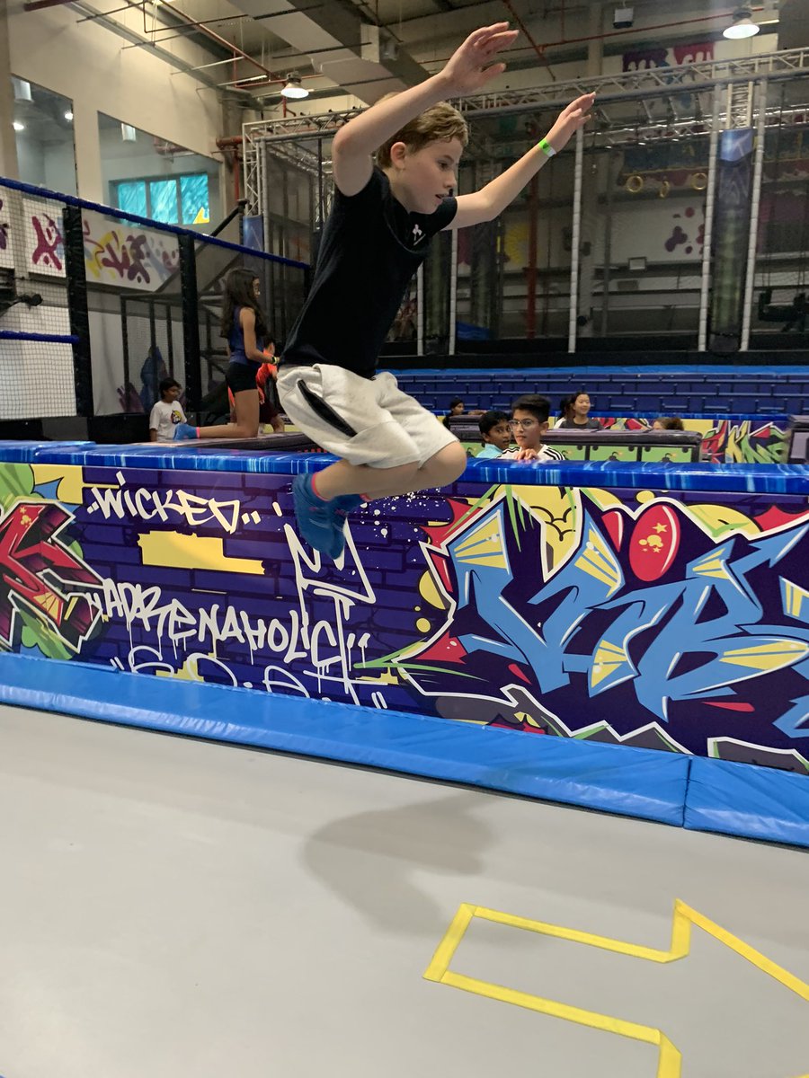 DC Lower School tweet media