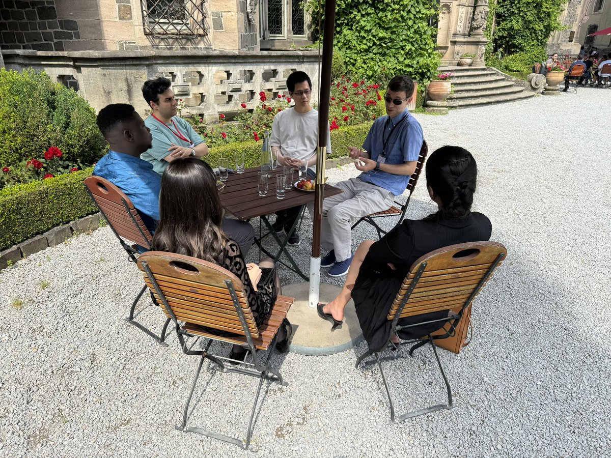 MBMLProgram (@mbmlprogram) on Twitter photo Our graduate students in exchange with Dr. Steven Corsello during the Meet-the-Expert sessions at the 2024 MBML Annual Retreat! <a href="/corsellos/">Steven Corsello</a> <a href="/CPI_ExStra/">CPI</a> <a href="/dzlacademy/">The DZL Academy</a> <a href="/jlugiessen/">Universität Gießen</a> <a href="/StanfordCancer/">Stanford Cancer Institute</a> Our graduate students in exchange with Dr. Steven Corsello during the Meet-the-Expert sessions at the 2024 MBML Annual Retreat! <a href="/corsellos/">Steven Corsello</a> <a href="/CPI_ExStra/">CPI</a> <a href="/dzlacademy/">The DZL Academy</a> <a href="/jlugiessen/">Universität Gießen</a> <a href="/StanfordCancer/">Stanford Cancer Institute</a>