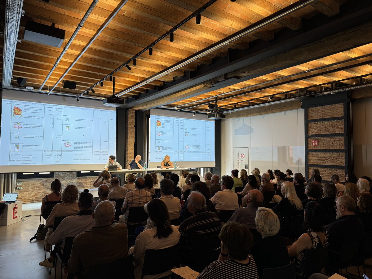 prodisterrassa's tweet photo. 📢 Avui a l'Assemblea de @_dincat , la Federació d'entitats que acompanyem persones amb discapacitat intel·lectual a Catalunya. Treballar junts és clau per millorar i ser visibles. Resta molt per fer, però anem per bon camí! 💪 Bona feina!
#JuntsSomCapaços #Dincat #Inclusió https://t.co/QrTpJ3tE4L