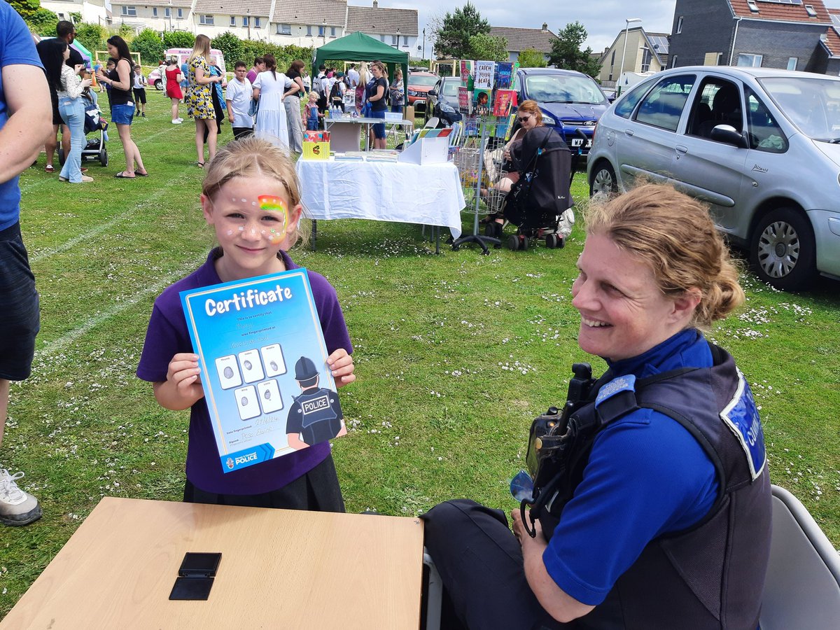RIVERSIDE PRIMARY SUMMER FAIR. Amazing weather and got to meet lots of lovely people.