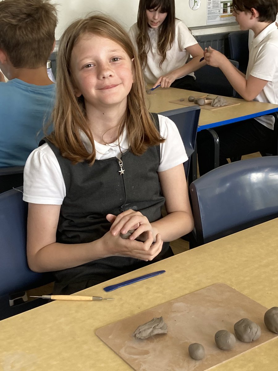 BPSHull's tweet photo. As artists, the children of 6CB have been exploring different sculpting techniques with clay. They have been practising different skills in preparation for creating a character which displays emotion through facial expressions. #BPSArt https://t.co/ffj8NYAKXc