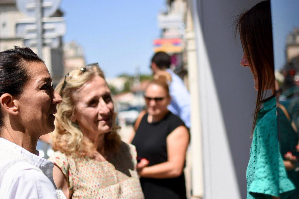 « L’éducation est la mère de toutes les batailles », c’est pourquoi nous investissons massivement à #Marseille. 
Merci <a href="/NBelloubet/">Nicole Belloubet</a> pour ton soutien et ces échanges enrichissants avec <a href="/DParakian/">Didier Parakian</a>, nos chefs d’établissement et les commerçants de notre circonscription.