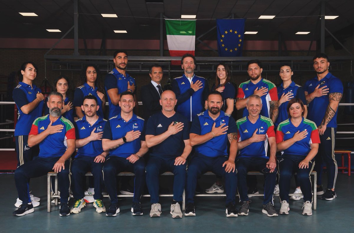 🥊🇮🇹 A Parigi pronti a metterci tutto per superare tutto e raggiungere la gloria d’Olimpia… 

🥊🇮🇹A Parigi ci metteremo il cuore per onorare il Tricolore, lo sport e la Nobile arte 

🥊🇮🇹 Italia Boxing Team per #Parigi2024 … che squadra 

#roadtoparis2024 #Itaboxing #Italiateam