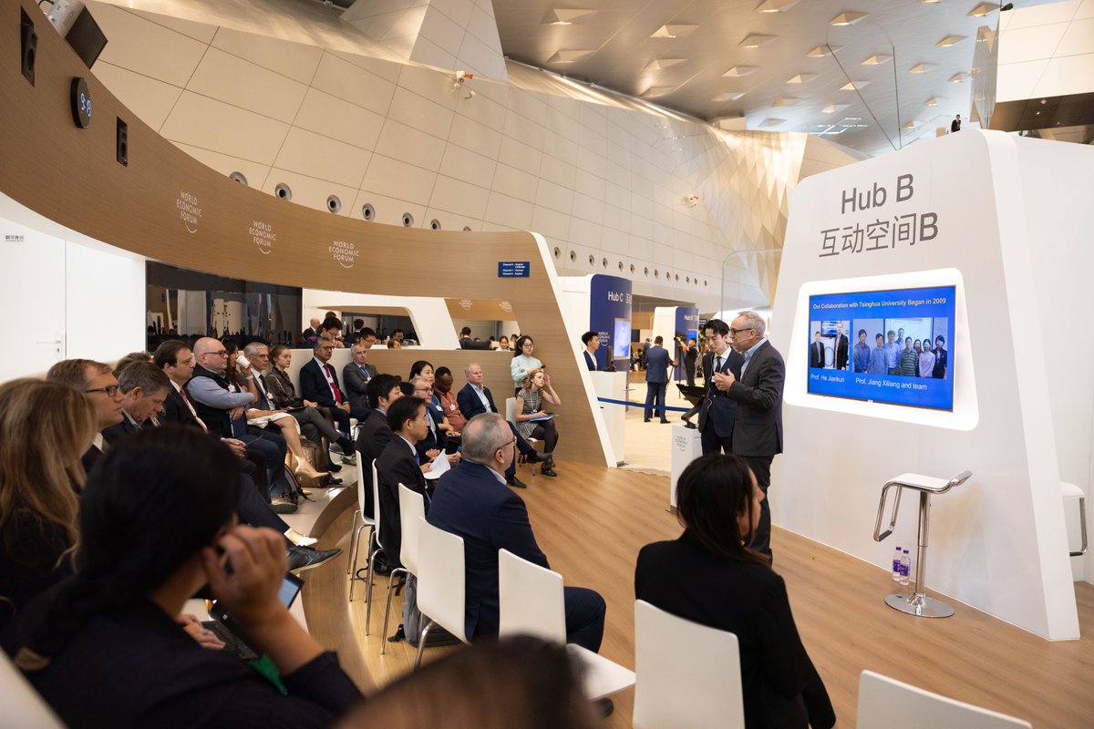 This week, ED <a href="/AndrewPJones/">Andrew Jones</a> is sharing the power of En-ROADS with decision-makers at the <a href="/wef/">World Economic Forum</a> Annual Meeting of New Champions. #EnROADS enables global leaders to determine the necessary speed &amp; level of action companies and nations must take to address climate change. #AMNC24