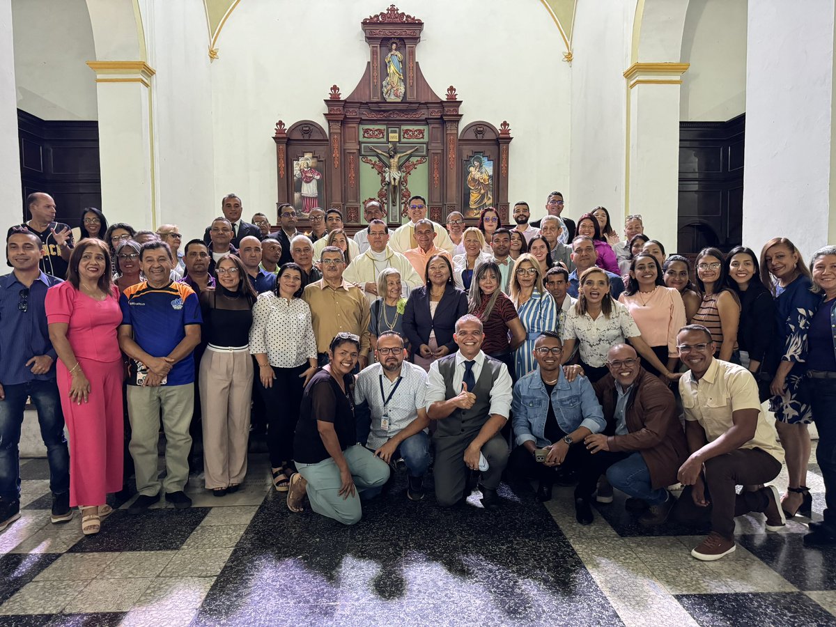 Misa por el día del Periodista. Gracias monseñor <a href="/PolitoRodrigue2/">Polito Rodríguez 1967</a>