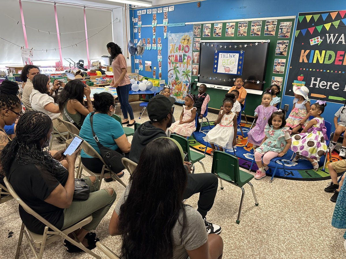PS161BX's tweet image. PK and Kindergarten Stepping Up Ceremonies

#ibelieveinD7 #ibelieveinps161bx #Read2Succeed #ReadyfortheWorld
@csd7bx @drrpadilla @NYCSchools @DOEChancellor @UFT @FollowCSA @facenycdoe @ruxdanika @danweisbergnyc @vanessalgibson @amandaseptimo @dianaayalanyc