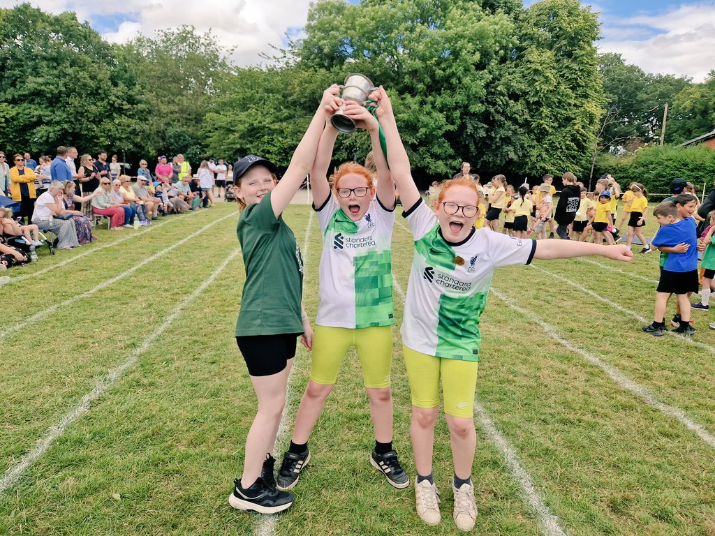 anitemeachday's tweet photo. AMAZING win for Green team after a very very long time @TeamOak1 @wimboldsleycps https://t.co/UOOa3tRzJq
