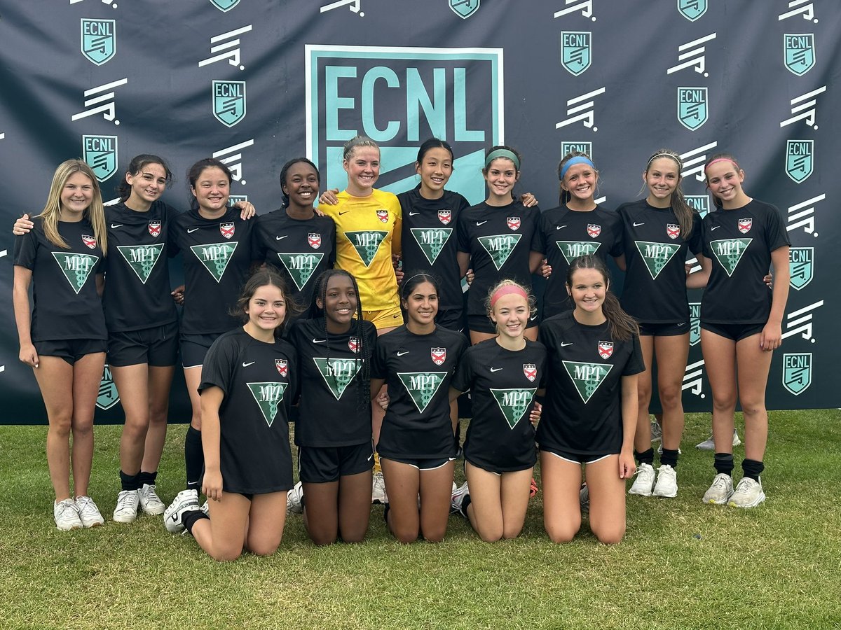 johnnyfair's tweet photo. National playoffs in Seattle. Finished 2nd in our pod and didn’t advance to sweet 16, but a great week playing the top teams in the country. @ECNLgirls @Bham_United @elizabethlfair https://t.co/CJWMUjWKxN