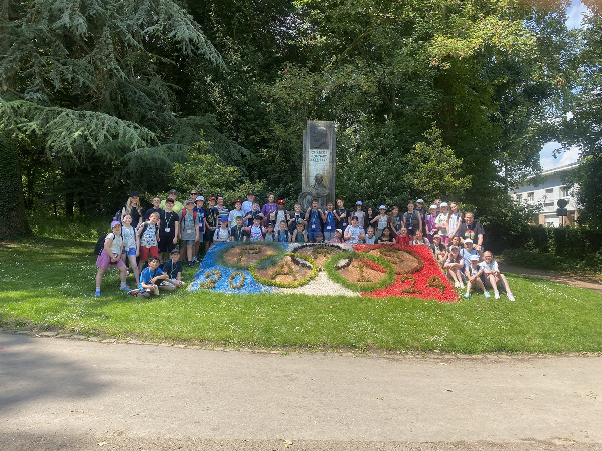 primarypont's tweet photo. 46 of our Year 6s had a wonderful time visiting our partner school in Northern France this week! A huge thank you to Madame Magee for arranging a fabulous cultural experience. @PeleTrust @MageeMfl @pele_trip @PeleTrustCEO https://t.co/4H2Q48xLS0