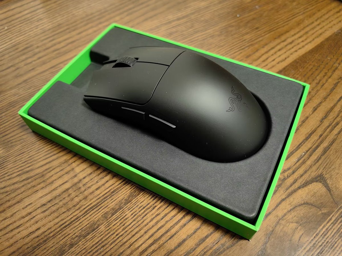 DarkStar_Bch's tweet photo. It has been a long time since the last post, drop some recent things:
Got Razer Viper v3 pro
Btw is there any JP server NIKKE player in the follower list? Could reply with your ID if you have interests on adding friends. https://t.co/E4YmCMbgpx