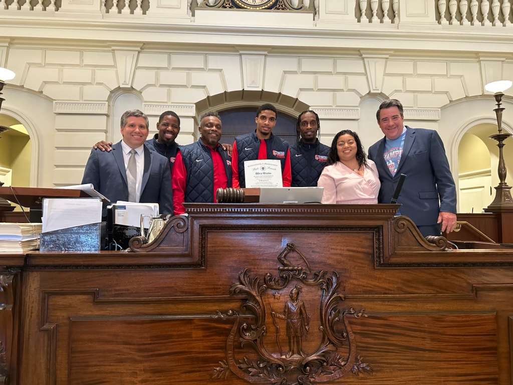 SalDiDomenico's tweet image. I want to congratulate the Charlestown Boys Basketball team for a fantastic season and winning the Division 3 title! It was a pleasure to join @SenLizMiranda and @RepDanRyan in the Senate Chamber to present the team with a citation and highlight their impressive accomplishment.