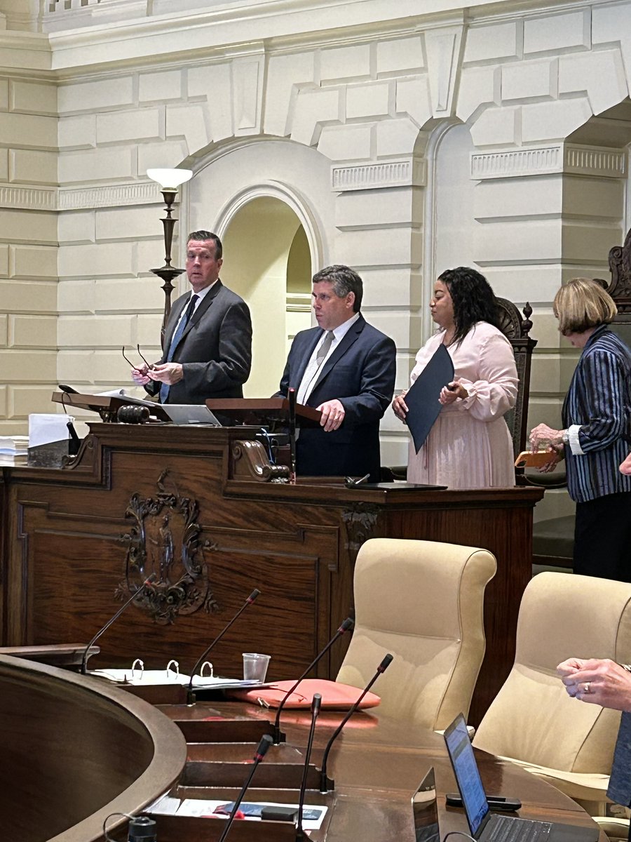 SalDiDomenico's tweet image. I want to congratulate the Charlestown Boys Basketball team for a fantastic season and winning the Division 3 title! It was a pleasure to join @SenLizMiranda and @RepDanRyan in the Senate Chamber to present the team with a citation and highlight their impressive accomplishment.