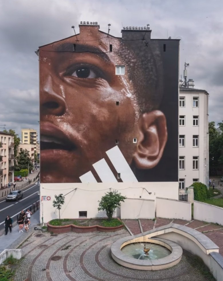 MolinaStreetArt's tweet photo. Tribute to Jude Bellingham by Polish Goodlooking Studio in Warsaw, Poland (2024) #goodlookingstudio #judebellingham #streetart #lamolinastreetart | photo via artists mysl .nl/SbXKq https://t.co/8sCYtFqbsk