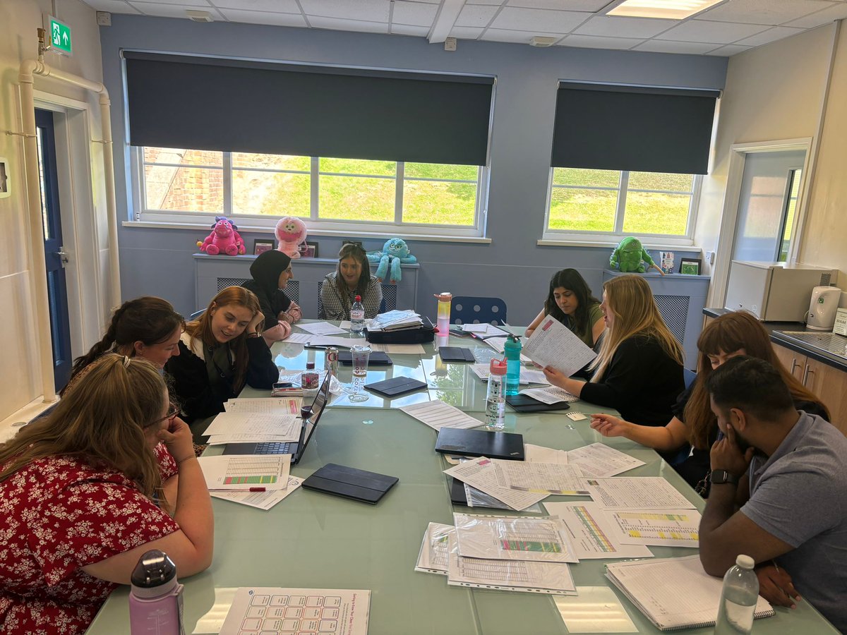 Elston Hall Learning Trust tweet media