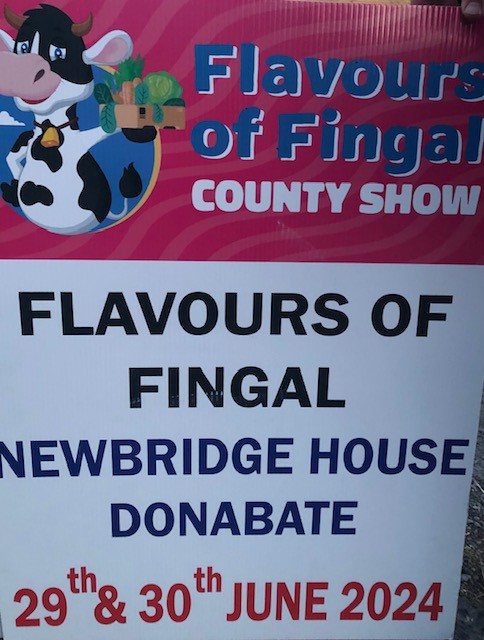 MeathMade's tweet photo. If you are heading to Flavours of Fingal County Show this weekend, be sure to say hello to The Patchwork Peacock!

Linda will be there with her Textile pictures and patchwork quilts representing the Meath Made Family! 

Find out more about Meath Made here: https://t.co/j8aKwa21eM https://t.co/754JhBvrqf