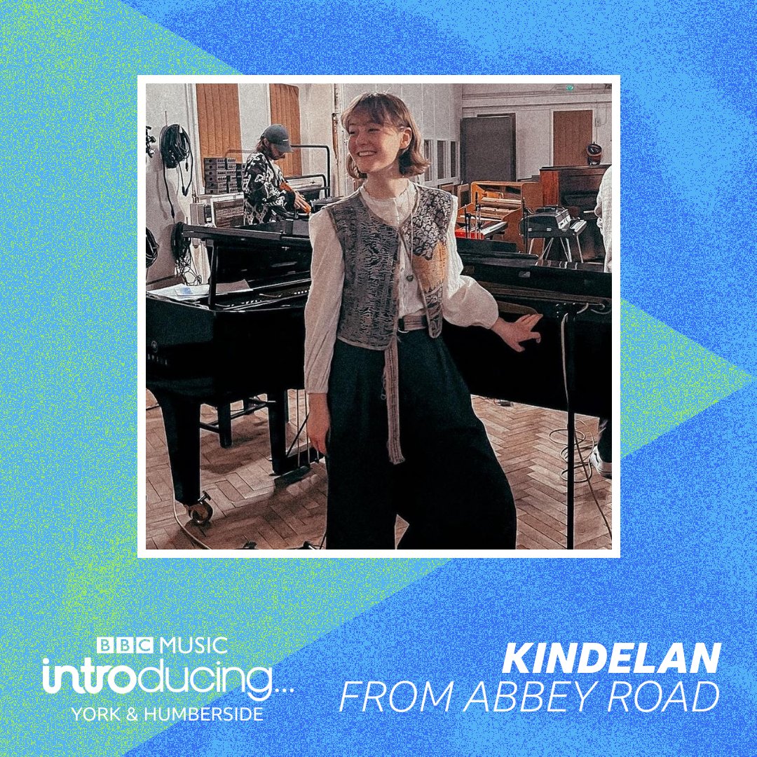 Jericho Keys (@jerichokeys) on Twitter photo Here we go then...
Our final <a href="/AbbeyRoad/">Abbey Road</a> session and it comes from <a href="/Kindelan__/">Kindelan</a> on <a href="/BBCYork/">BBC York</a> and <a href="/RadioHumberside/">BBC Humberside</a>
Listen NOW... bbc.co.uk/programmes/p0j… Here we go then...
Our final <a href="/AbbeyRoad/">Abbey Road</a> session and it comes from <a href="/Kindelan__/">Kindelan</a> on <a href="/BBCYork/">BBC York</a> and <a href="/RadioHumberside/">BBC Humberside</a>
Listen NOW... bbc.co.uk/programmes/p0j…