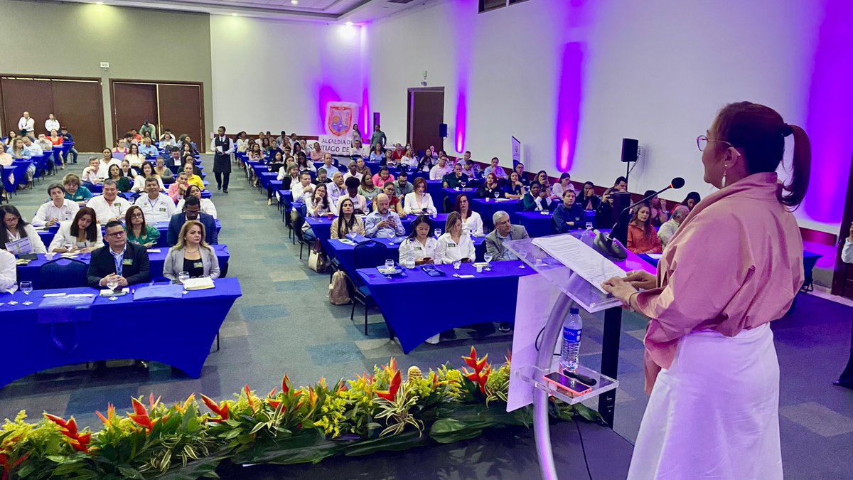 control_cali's tweet photo. ¡Caminamos hacia el mejoramiento continuo de la Gestión Pública!

300 servidores públicos de la región se dan cita hoy en el II Congreso Territorial: Apropiando el Control Fiscal Interno de la @AlcaldiaDeCali.

Así fortalecemos las competencias de las oficinas de Control Interno. https://t.co/CjK8gdPpl9