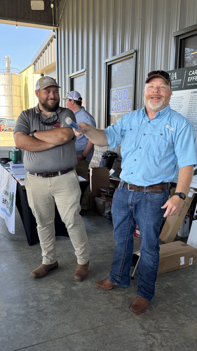Great to see ⁦<a href="/jacksonctyuaex/">Jackson County UAEX</a>⁩ and ⁦⁦<a href="/AR_TomBarber/">Tom Barber</a>⁩ at the ⁦<a href="/ARDiscoveryFarm/">Arkansas Discovery Farms</a>⁩ Showcase in Jonesboro this morning!