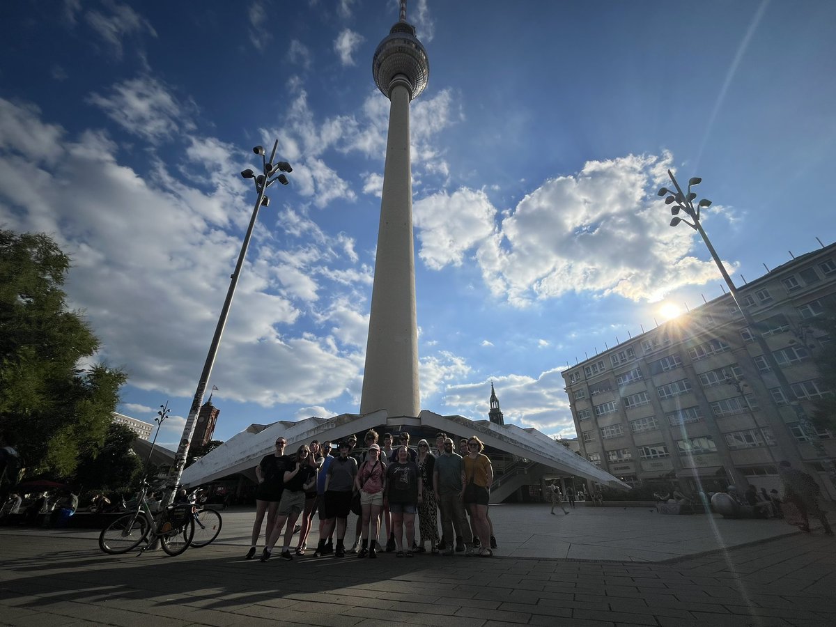 Herr Clogg tweet media