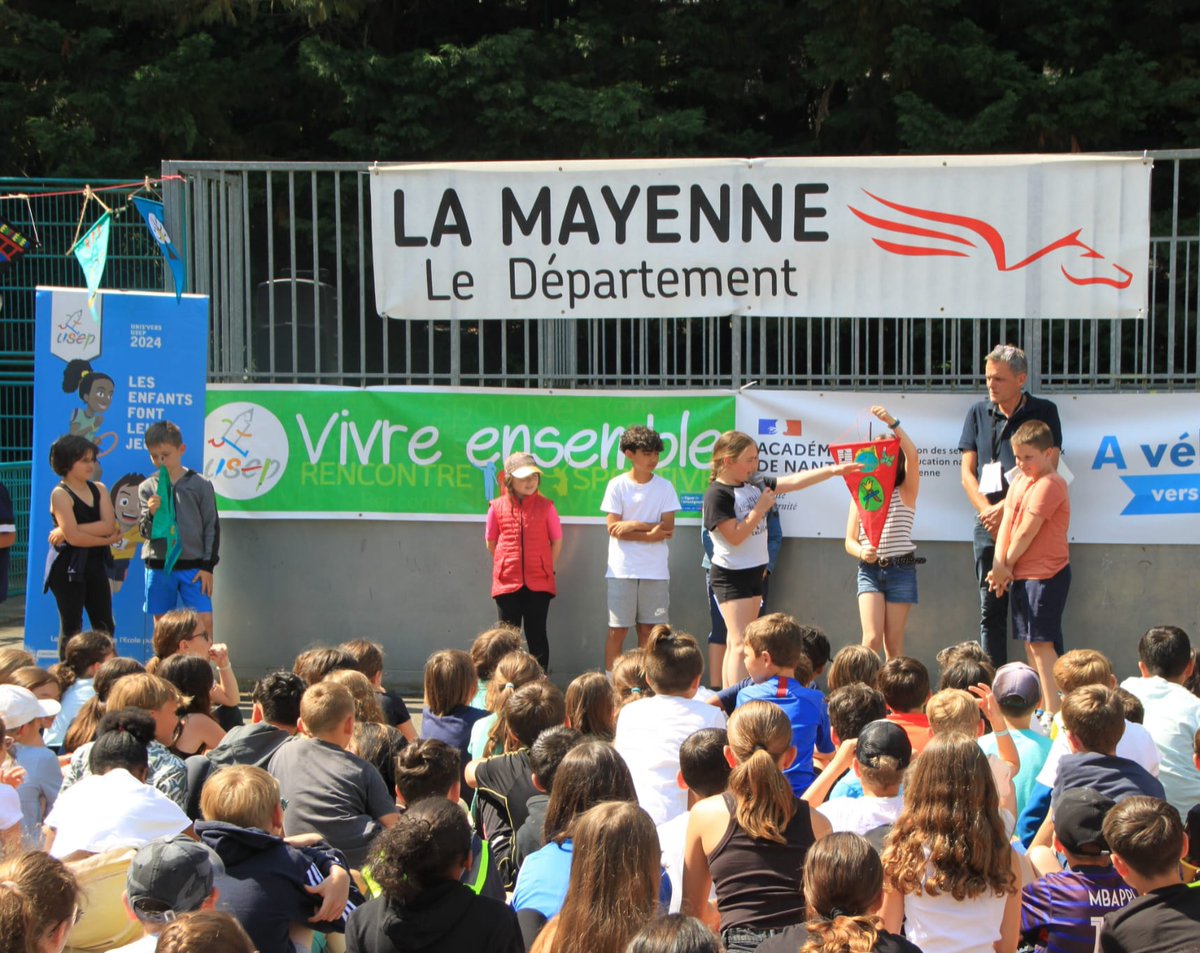 DSDEN de la Mayenne tweet media