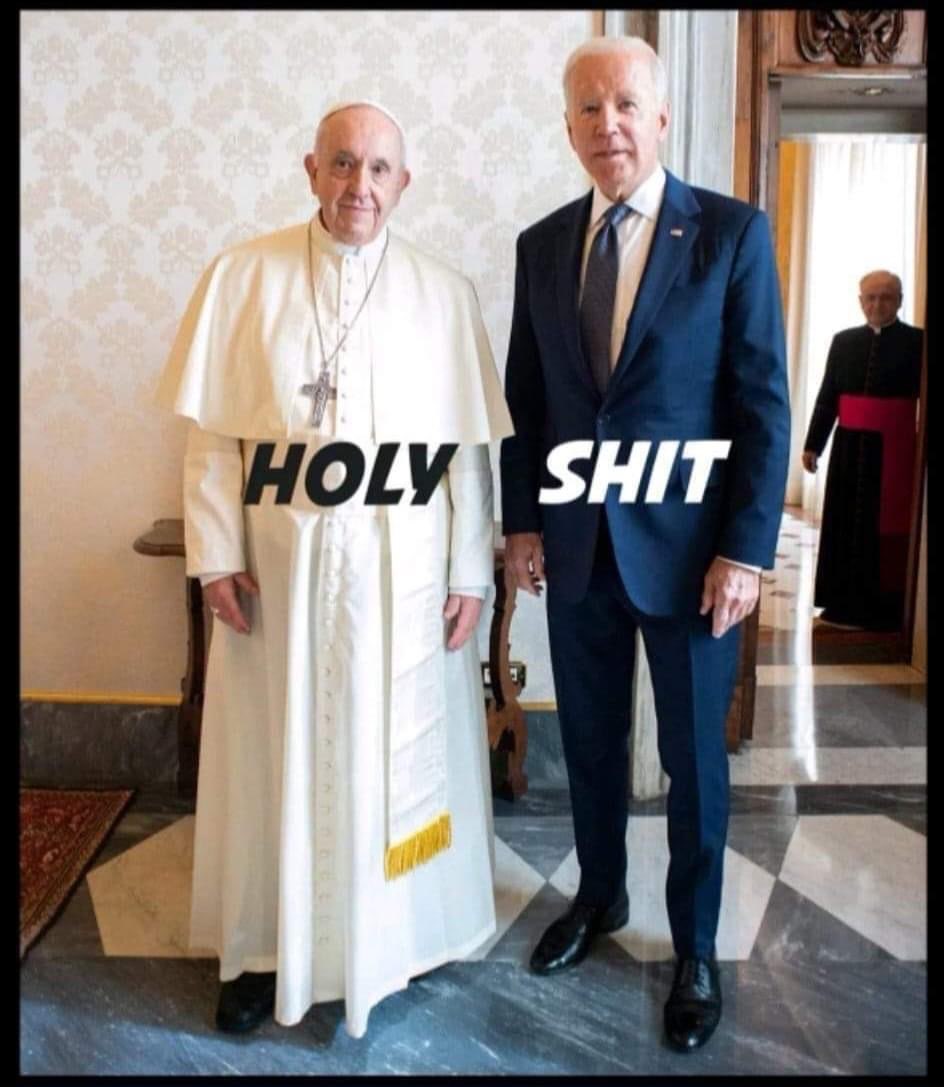 HeartsofOakUK's tweet photo. Thursday Meme Drop...
#ShitPosters #BidenSniffsKids #Farage #HolyShit #Memes https://t.co/dfteC5ZzXY