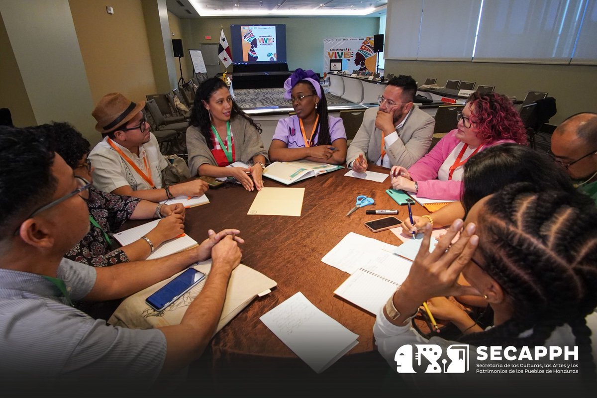 SECAPPH's tweet image. Organizado por CECC/SICA, con apoyo de CRESPIAL, ONECA, UNESCO San José y los Ministerios de Cultura de la región, este taller es un paso importante hacia la protección de nuestra herencia cultural. 🏛️🌿

#Afrodescendientes #CECCSICA #CRESPIAL #ONECA #UNESCO #CulturaViva #Panamá