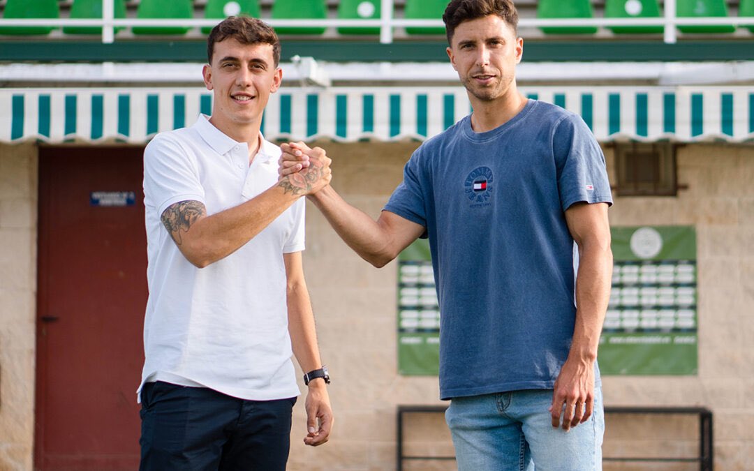 El nuevo Marchamalo arranca con la renovación de los alcarreños <a href="/balles4/">Carlos Ballesteros</a> y <a href="/OscarCabo7/">Cabinho⚽</a> 👇
cdmarchamalo.es/ballesteros-y-…