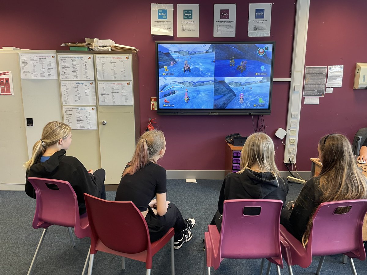 Well done to our fabulous pupils who were invited to our Rewards Event today. You have consistently showed Ambition, Respect and Kindness throughout this term. Have a fantastic holiday all, you deserve it!☀️💛